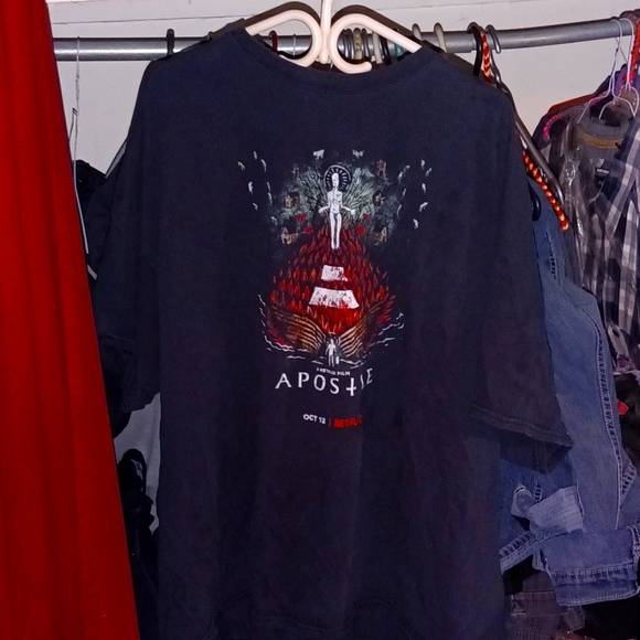 Gildan 4xl T-shirt from Dread Central. - Picture 3 of 4